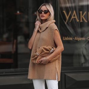 ZARA turtleneck chunky knit oversized vest blogger insta favorite